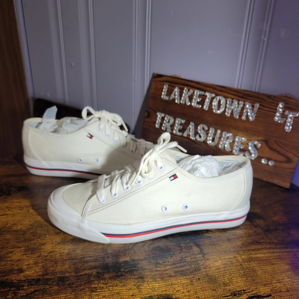 Vintage Tommy Hilfiger White canvas Sneakers women 8.5